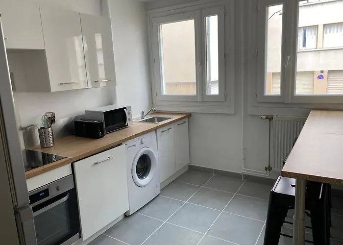 Superbe Appartement Au Bord De Vienne
